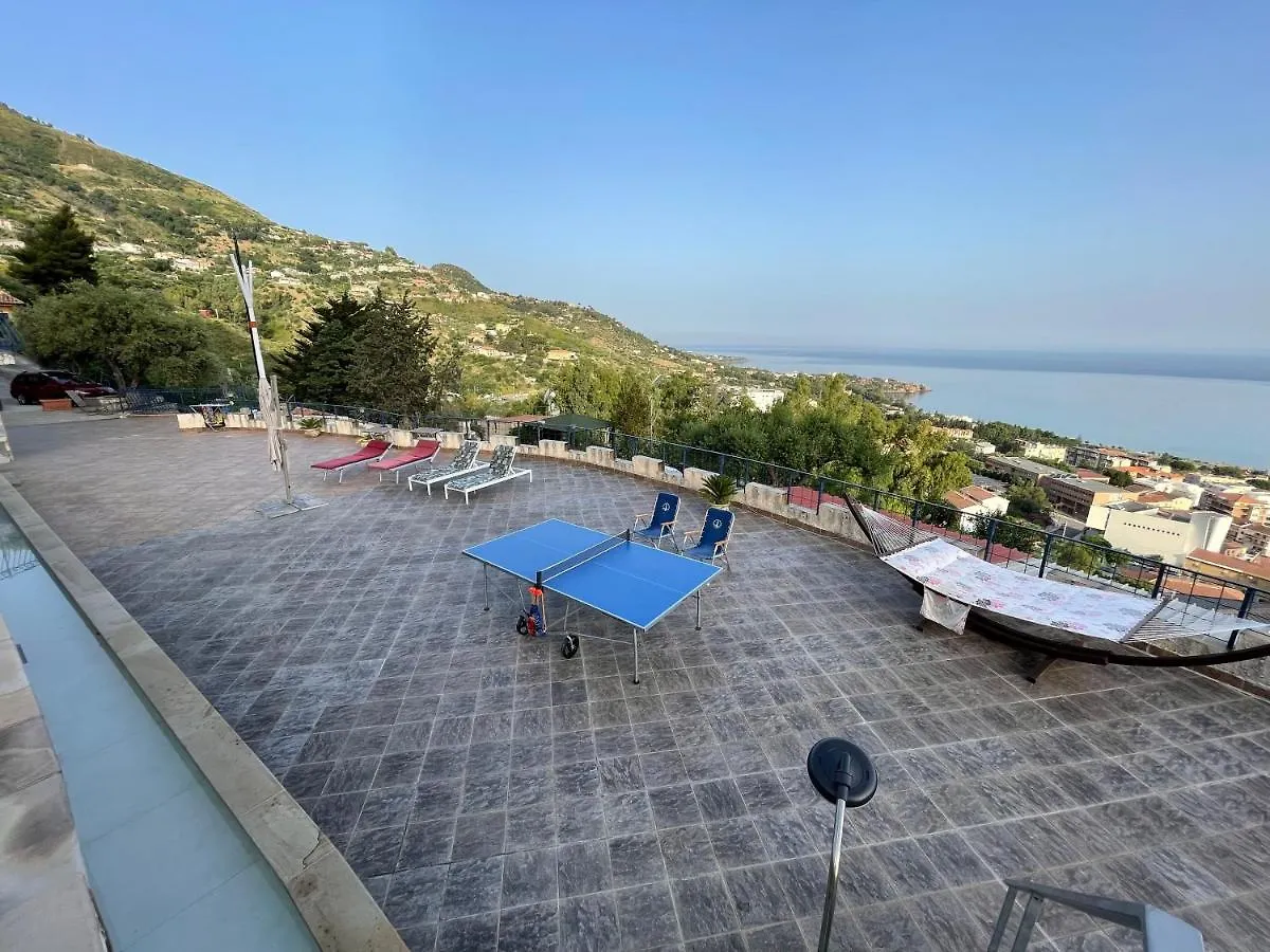 Residence Maestrale Cefalu