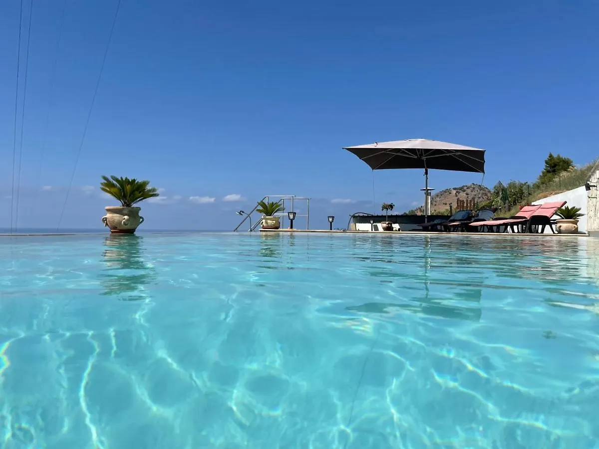 Residence Maestrale Cefalu Italy