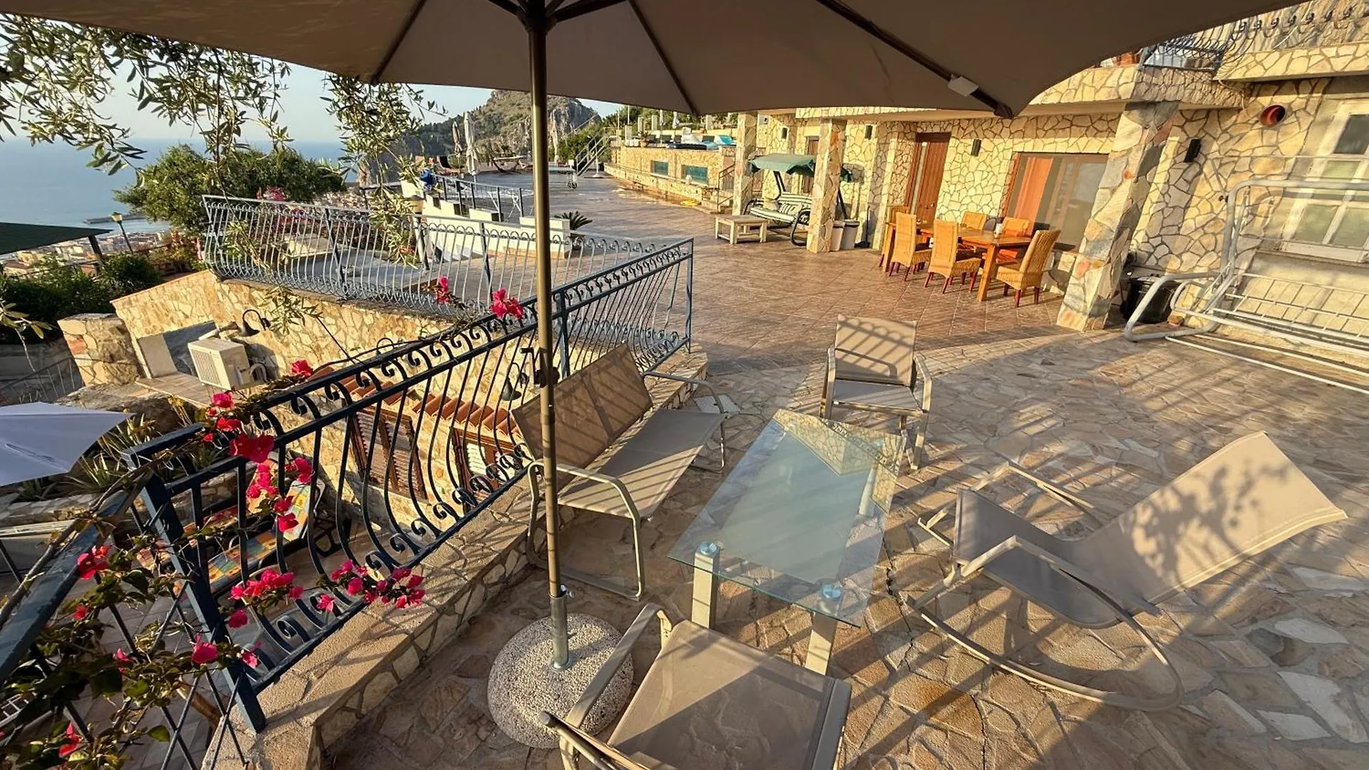 Residence Maestrale Cefalù