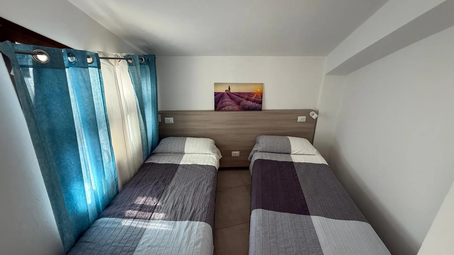 Residence Maestrale Cefalù 0*,
