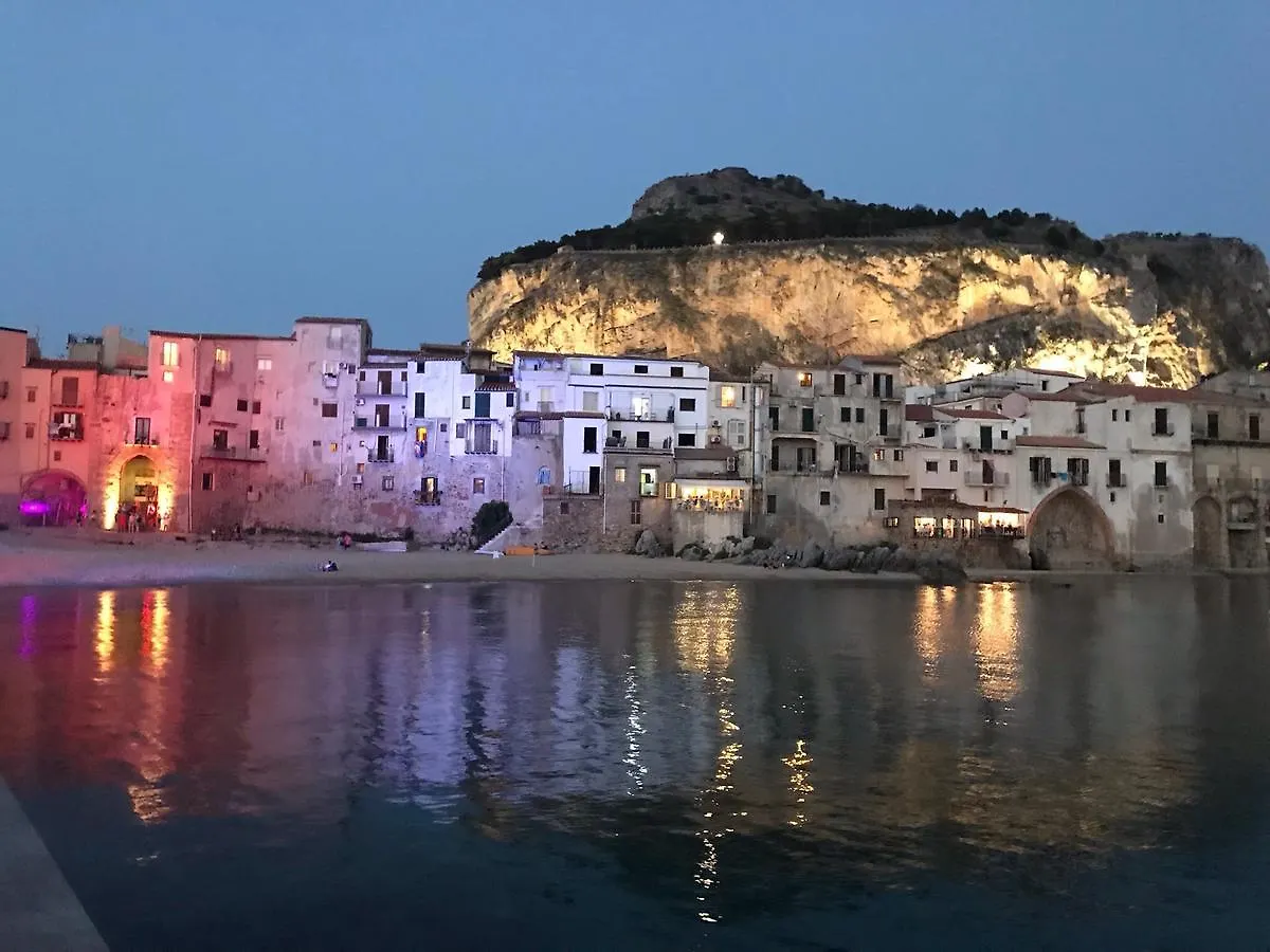 Apartment Residence Maestrale Cefalu Italy